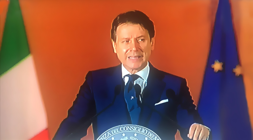 da domani si entra ufficialmente nella fase 2. Riaprono quasi tutte le attività ma resta l'invito alla prudenza, e al rispetto dei protocolli di sicurezza ancora in vigore (principalmente distanziamen